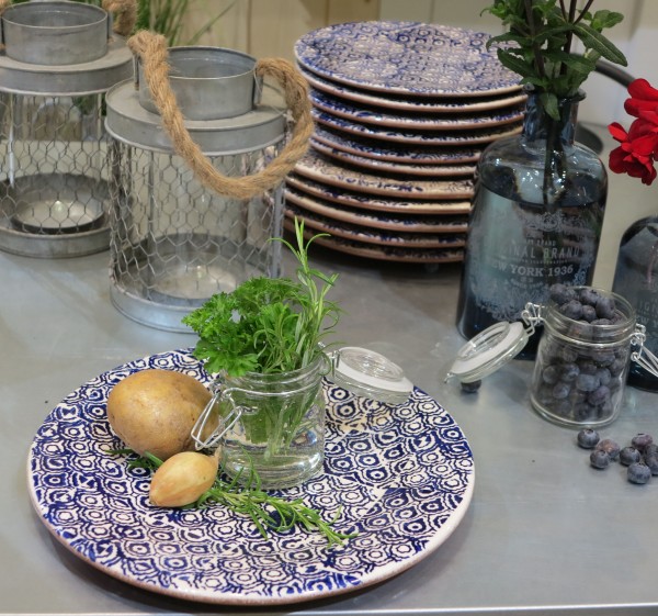 BlåvittporslinBlomsterlandet